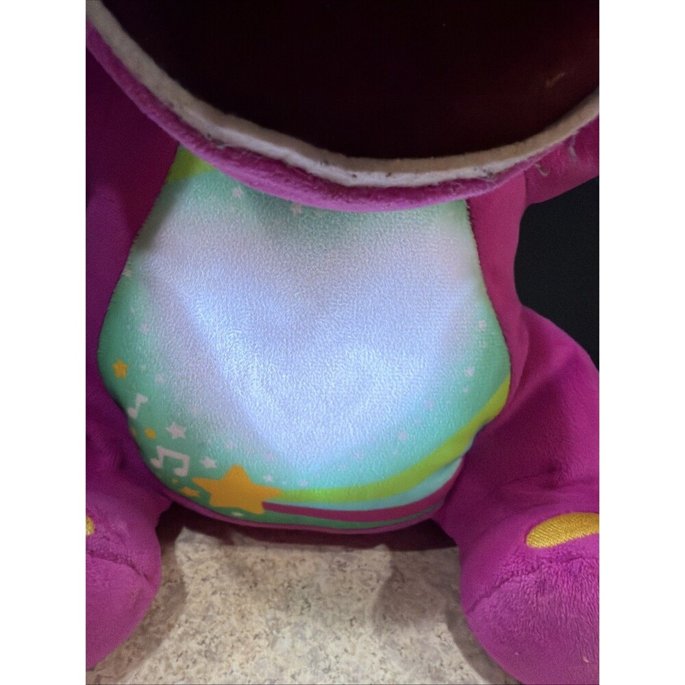 Fisher-Price Barney's World Heart Glow Plush Toy W/ 40+ Songs, Sounds & Phrases - Picture 3 of 6